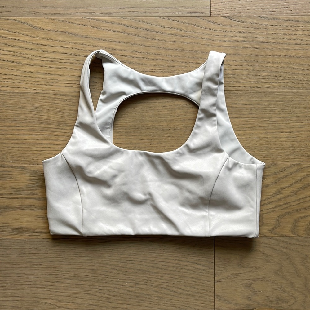Barry’s FIT bra size L